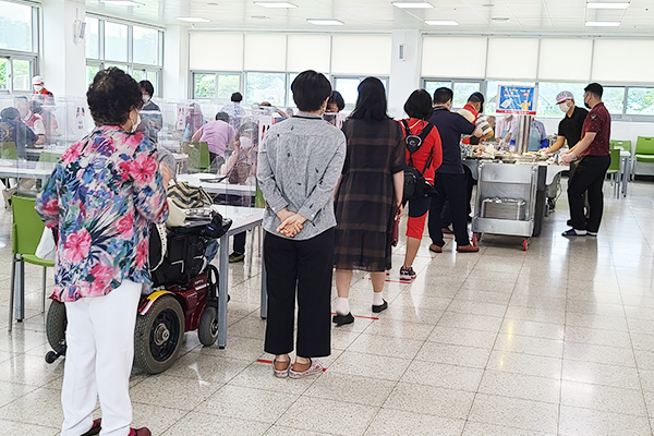 행복한밥상 급식소 운영
